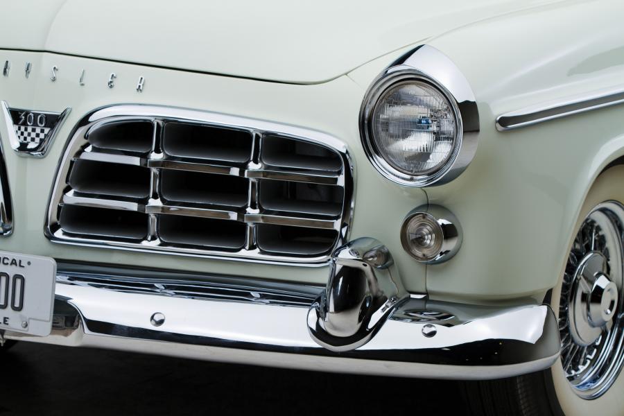 Детали экстерьера Chrysler C-300 1955 года  (фото 74 из 98)